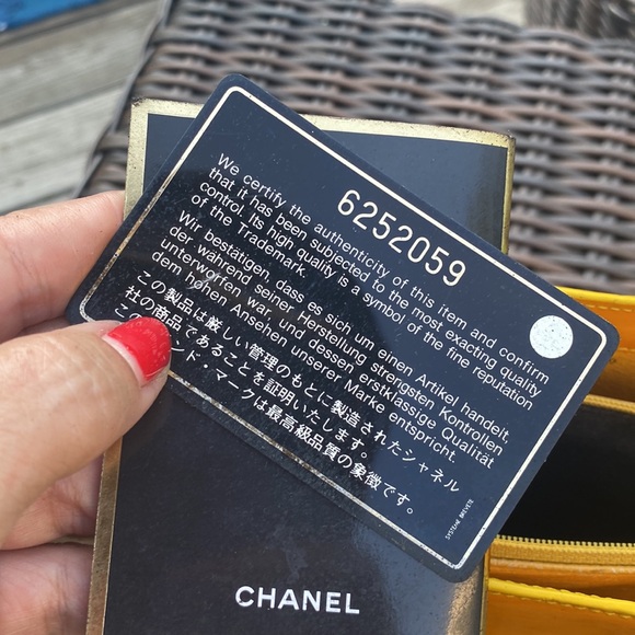 Chanel Tote 8”x10” - Picture 11 of 16